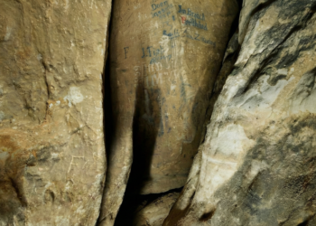 Tajná podzemní chodba na Troskách